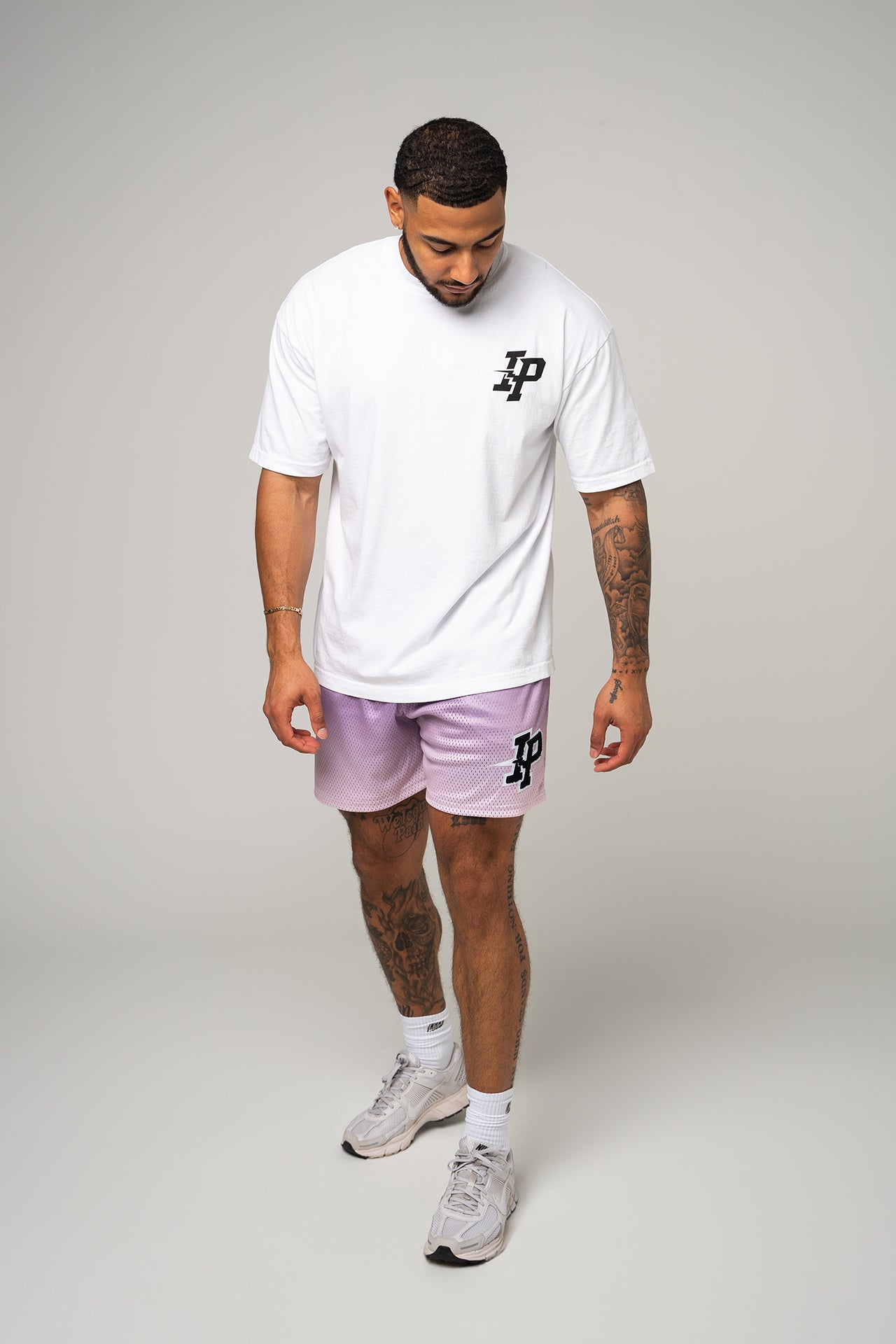 Men's Graphic Mesh Shorts - Purple Gradient