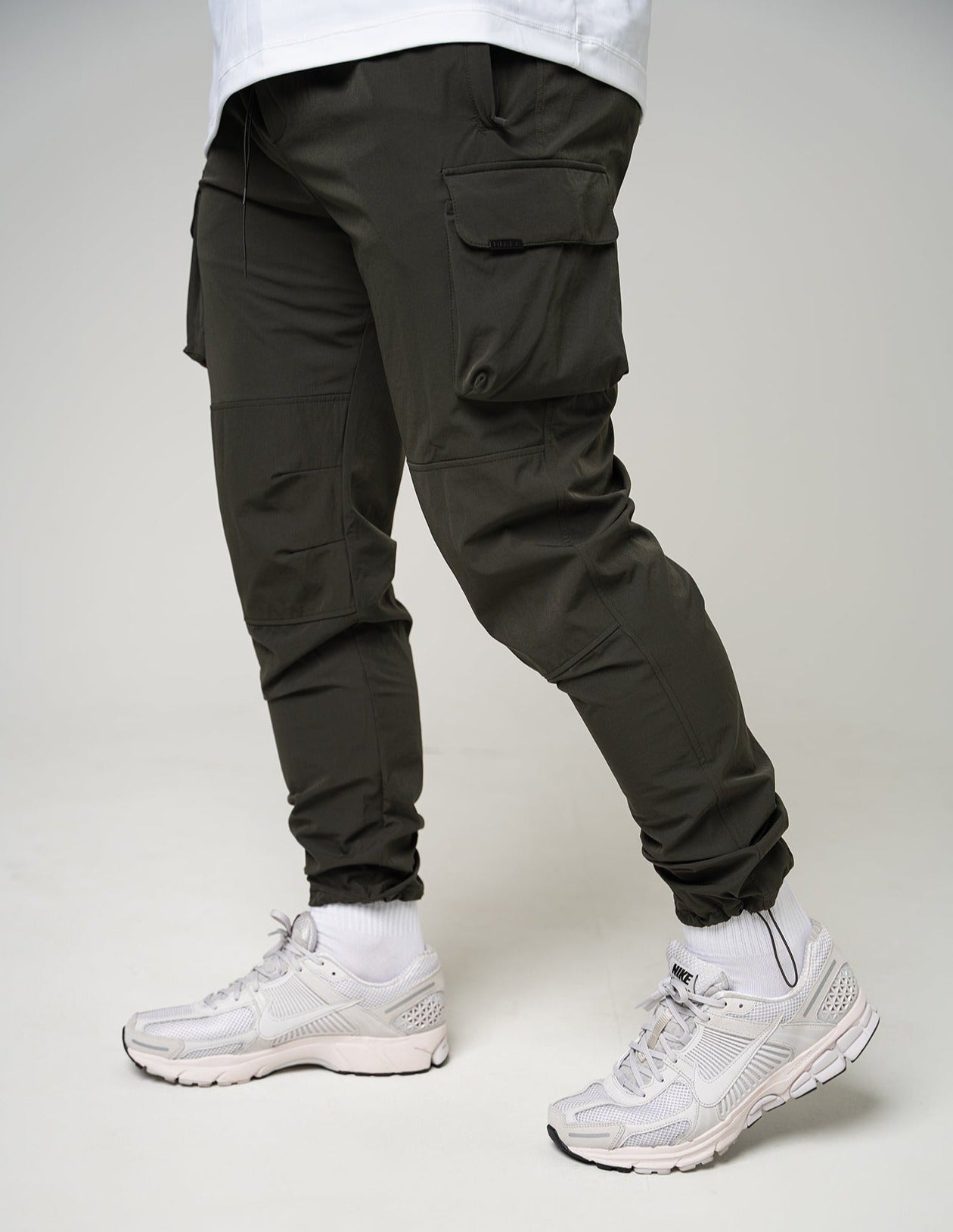 Lola tech 2.0 online performance jogger