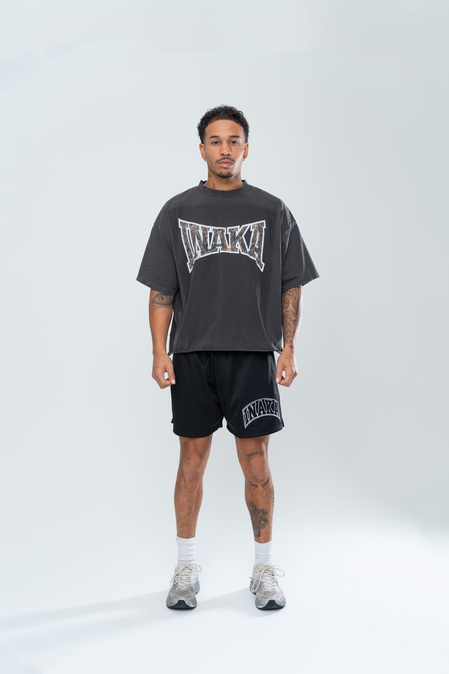 UNIVERSITY MESH SHORTS - BLACK