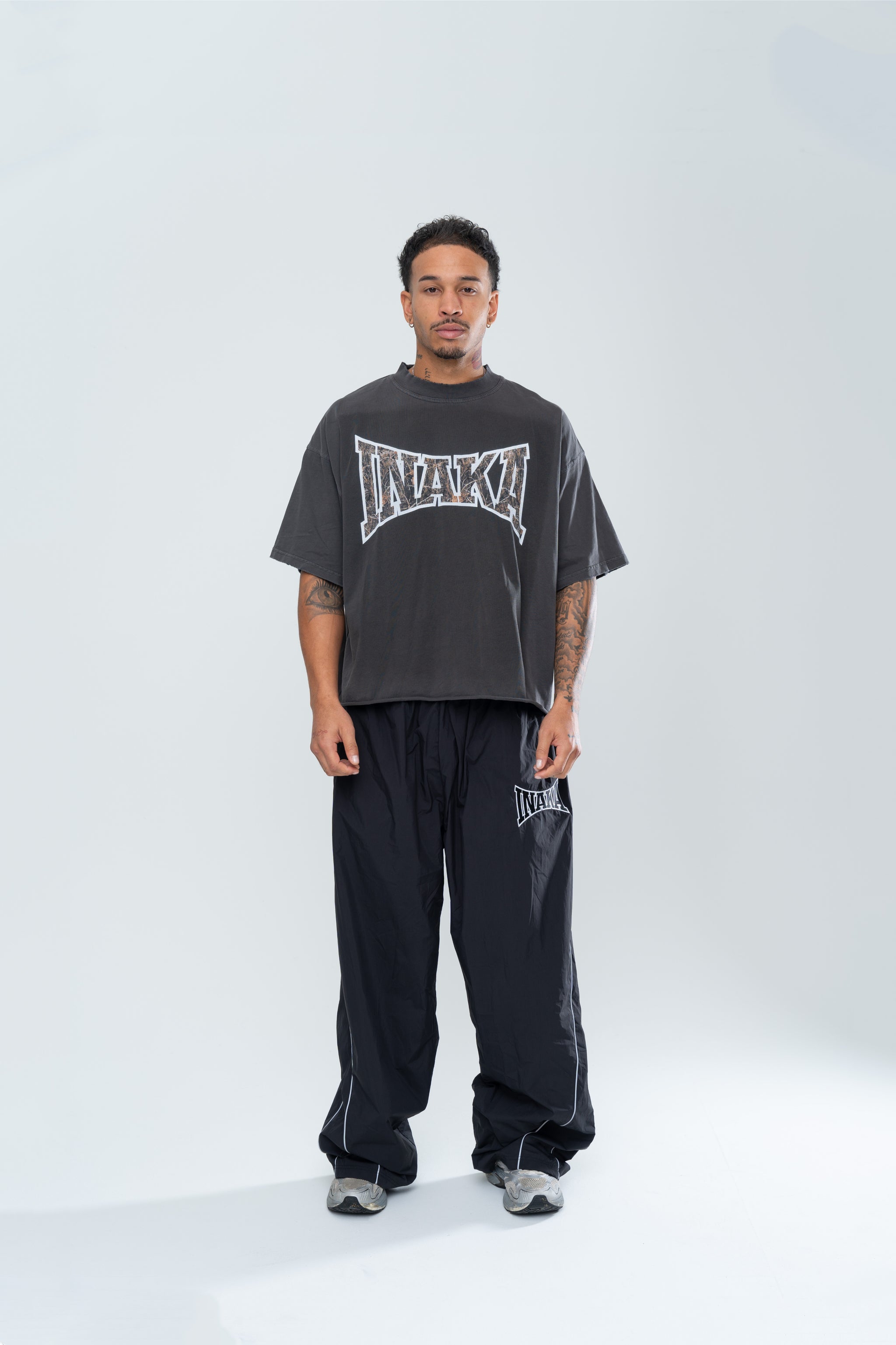 POWERSHOT CROPPED CAMO TEE - VINTAGE BLACK