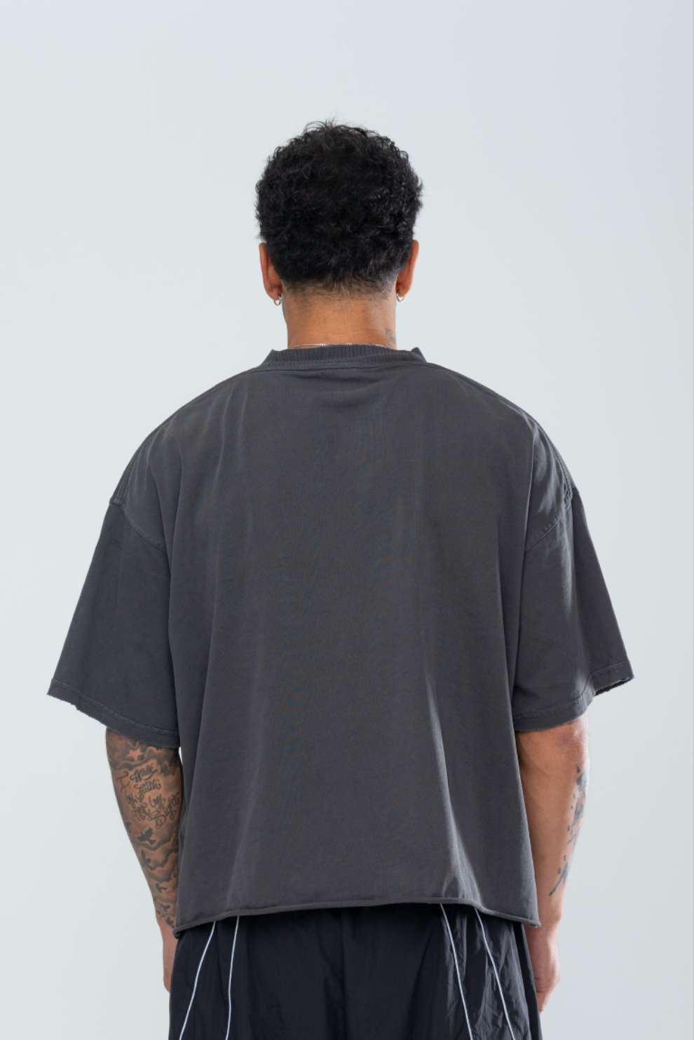 POWERSHOT CROPPED CAMO TEE - VINTAGE BLACK