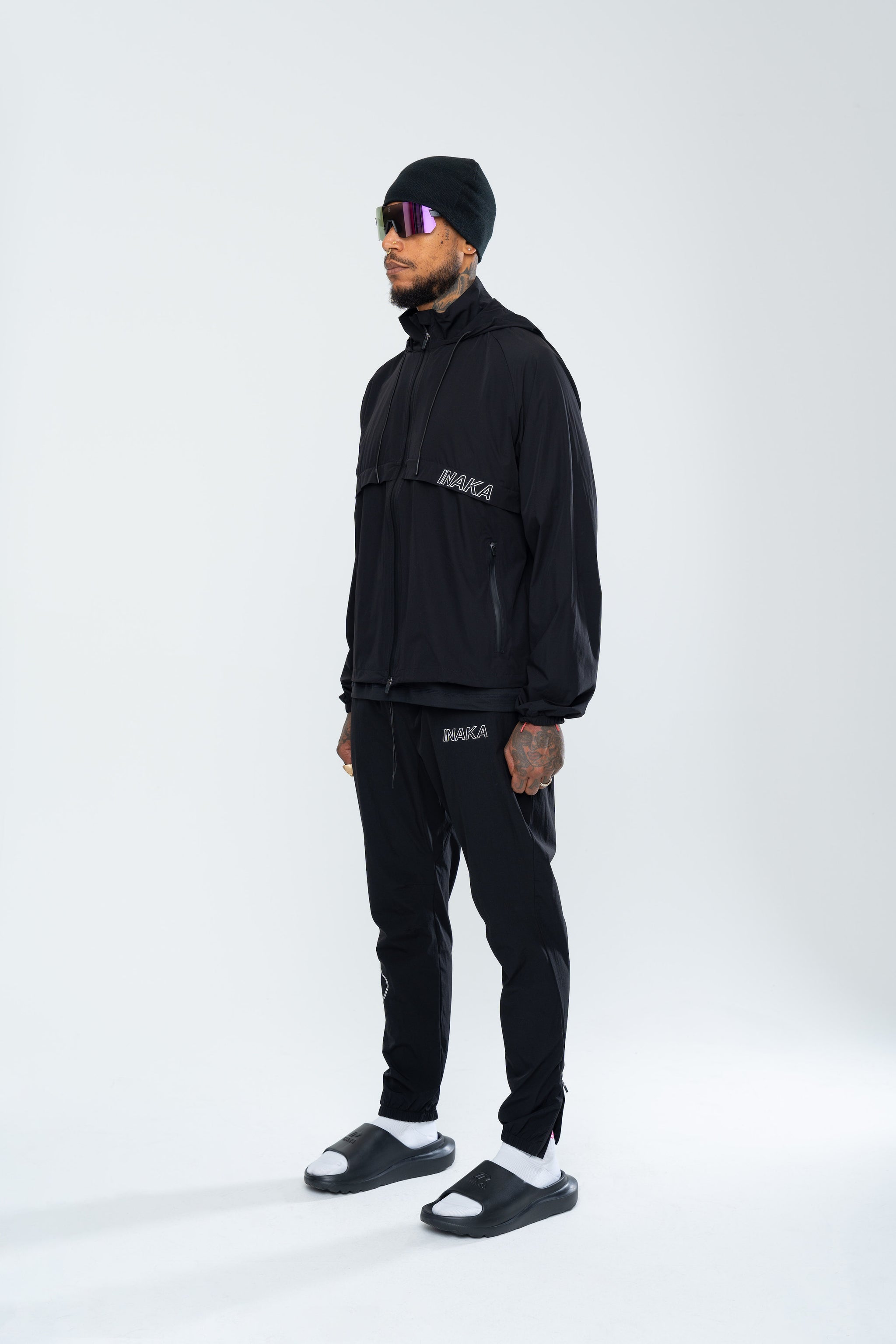 IRC TEAM HOODIE - BLACK