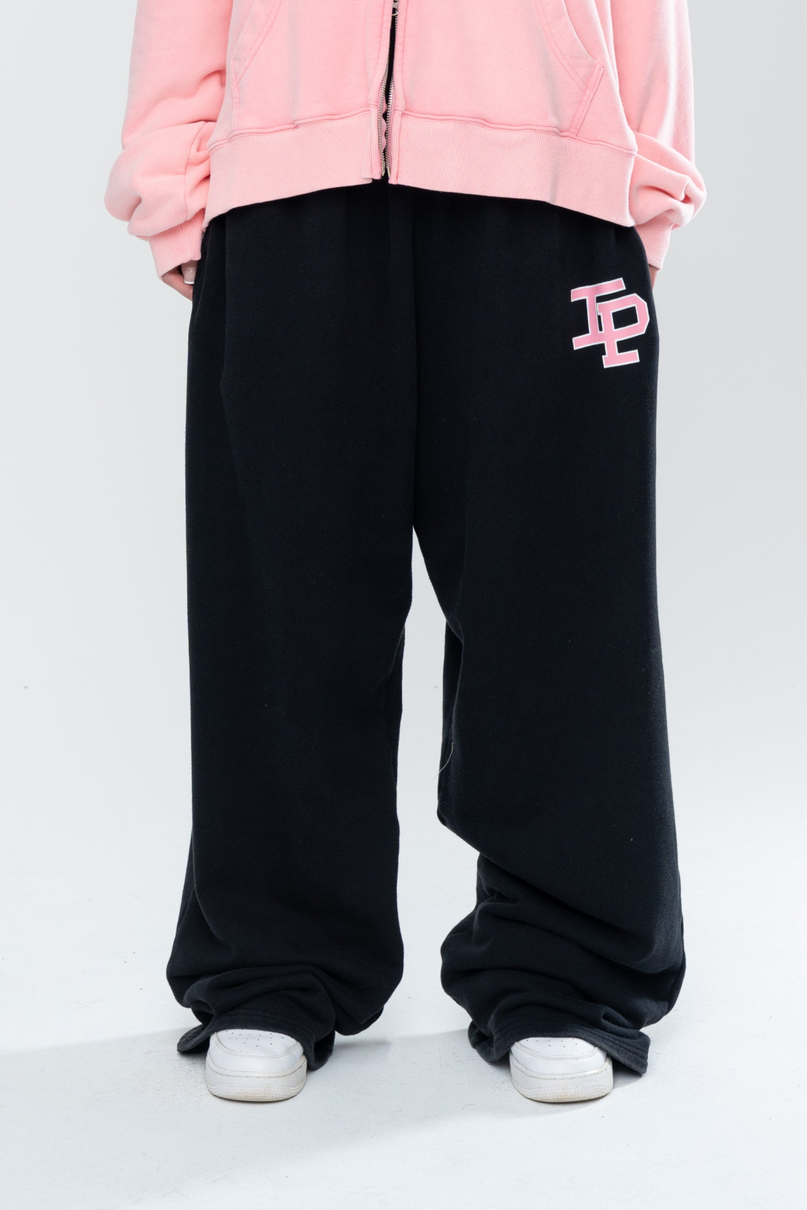 CLASSIC BAGGY SWEATS - BLACK/PINK