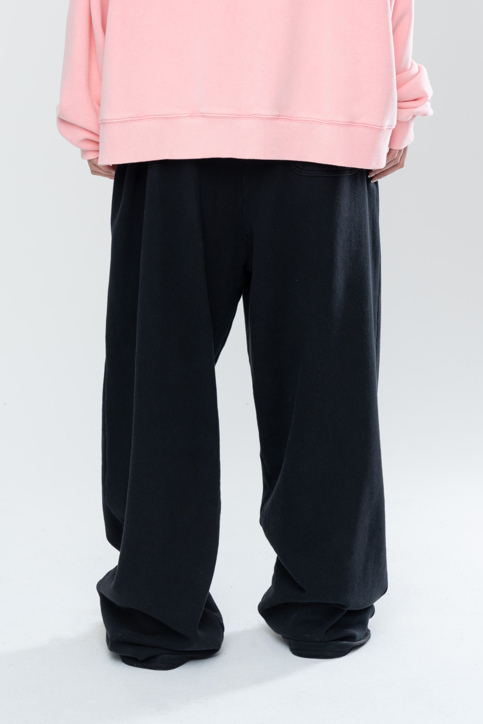 CLASSIC BAGGY SWEATS - BLACK/PINK