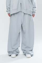 CLASSIC BAGGY SWEATS - GREY