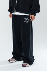 CLASSIC BAGGY SWEATS - BLACK