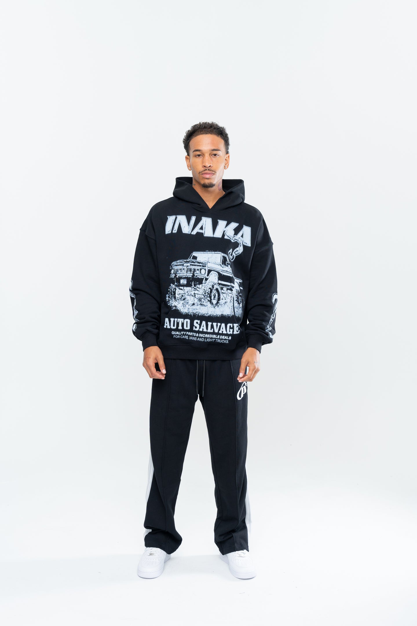 SALVAGE HOODIE - BLACK