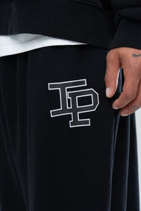 CLASSIC BAGGY SWEATS - BLACK