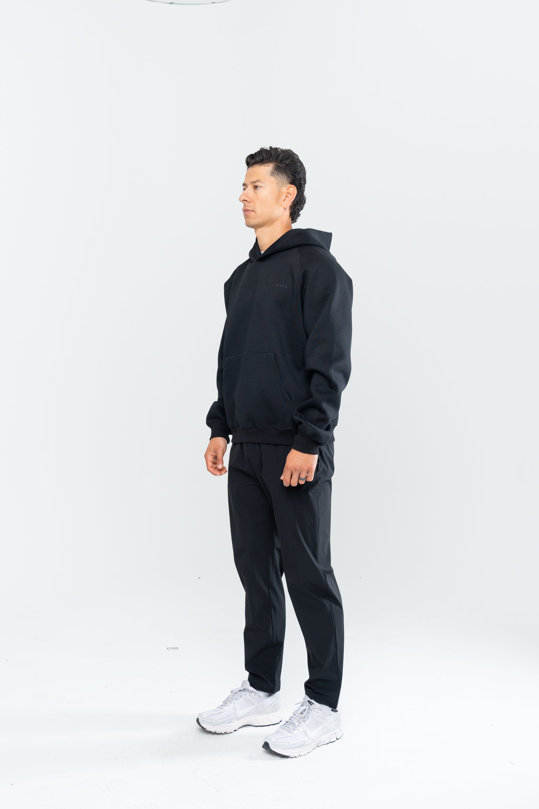 PERFORMANCE CLUB HOODIE - BLACK