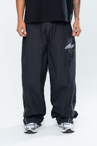 TUNDRA BAGGY TRACK PANTS - BLACK