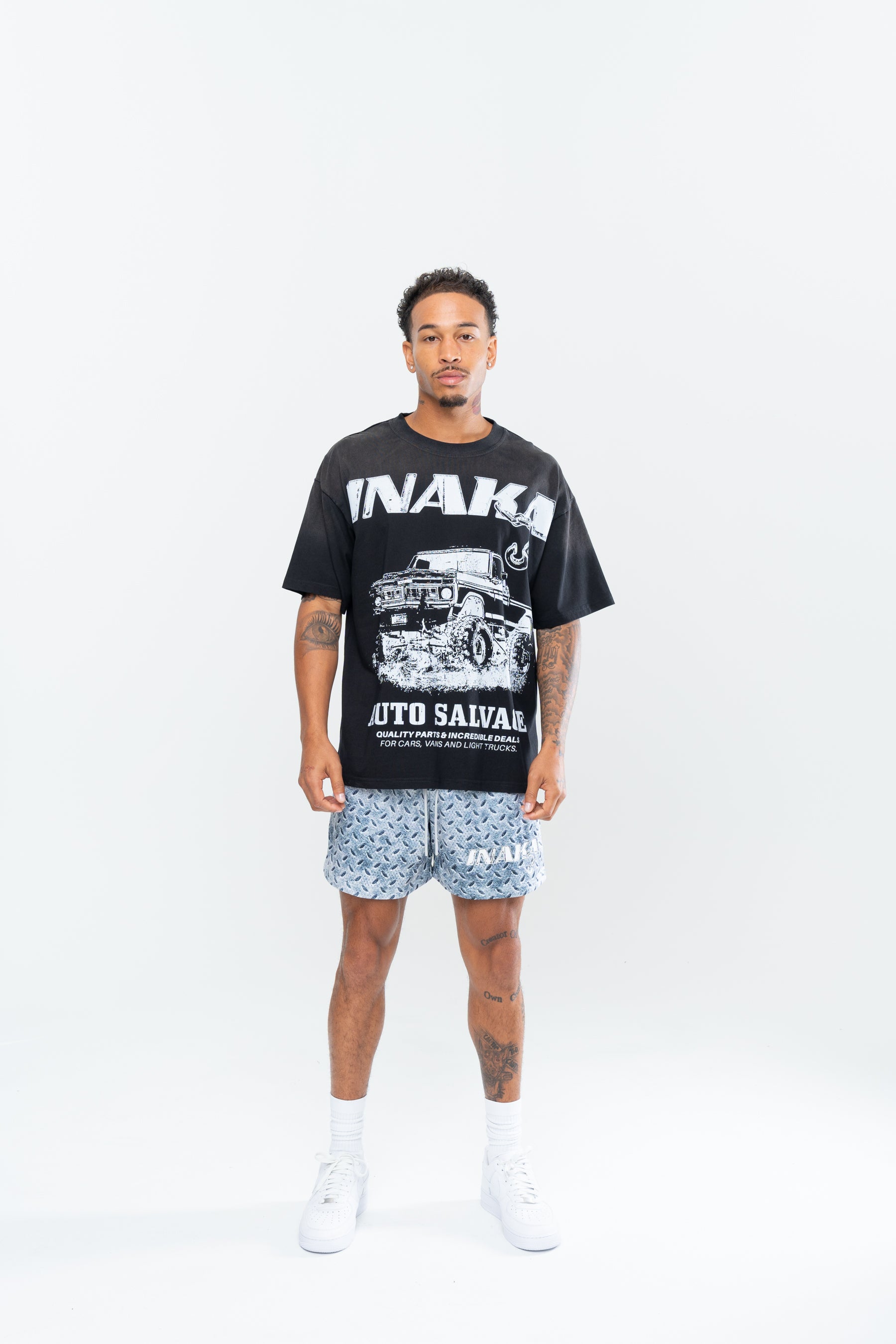 Inaka popular power mob shorts