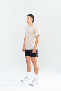 CORE PERFORMANCE SHORT SLEEVE - TAUPE