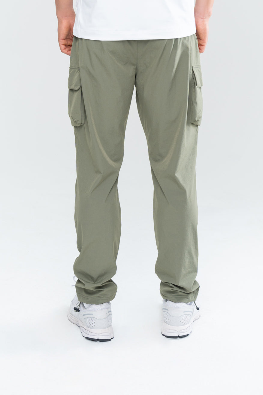 MEN'S PERFORMANCE TECH CARGO JOGGERS - OLIVE – Inaka Power