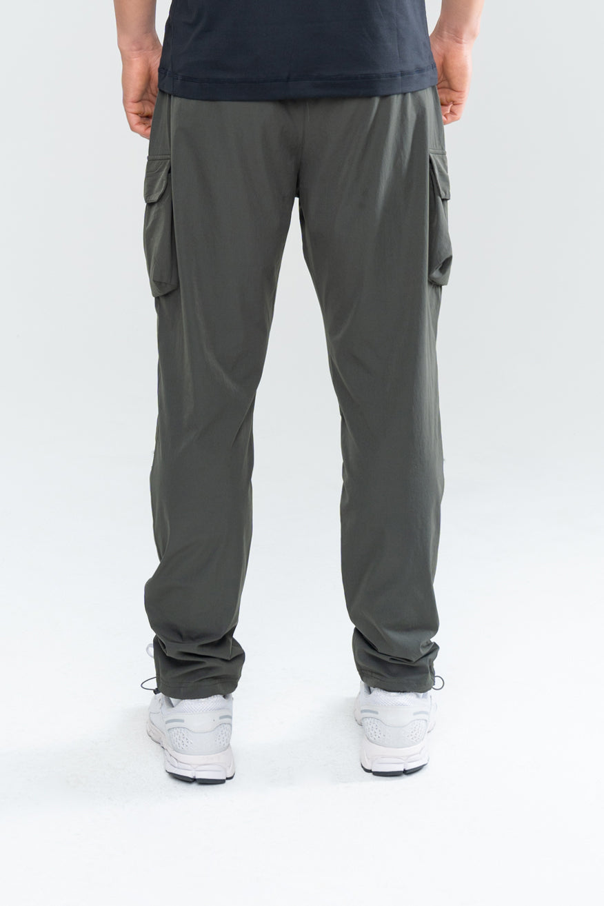 MEN'S PERFORMANCE TECH CARGO JOGGERS - DUSK