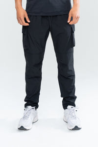 MEN'S PERFORMANCE TECH CARGO JOGGERS - JET BLACK