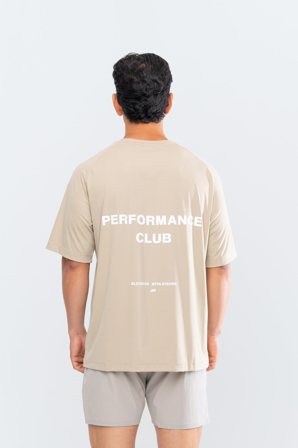 PERFORMANCE CLUB TEE - TAUPE