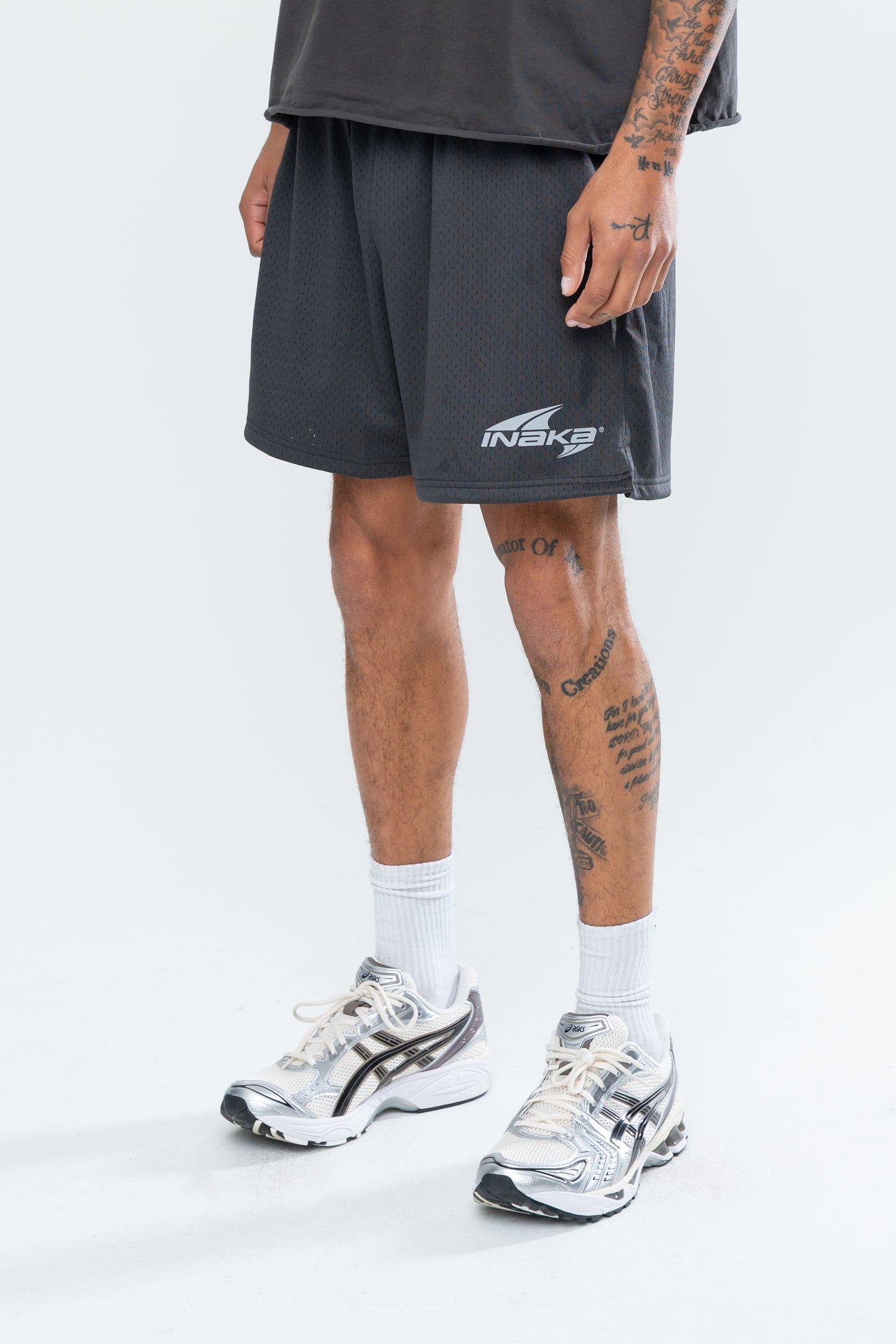 TUNDRA MESH SHORTS - ASPHALT