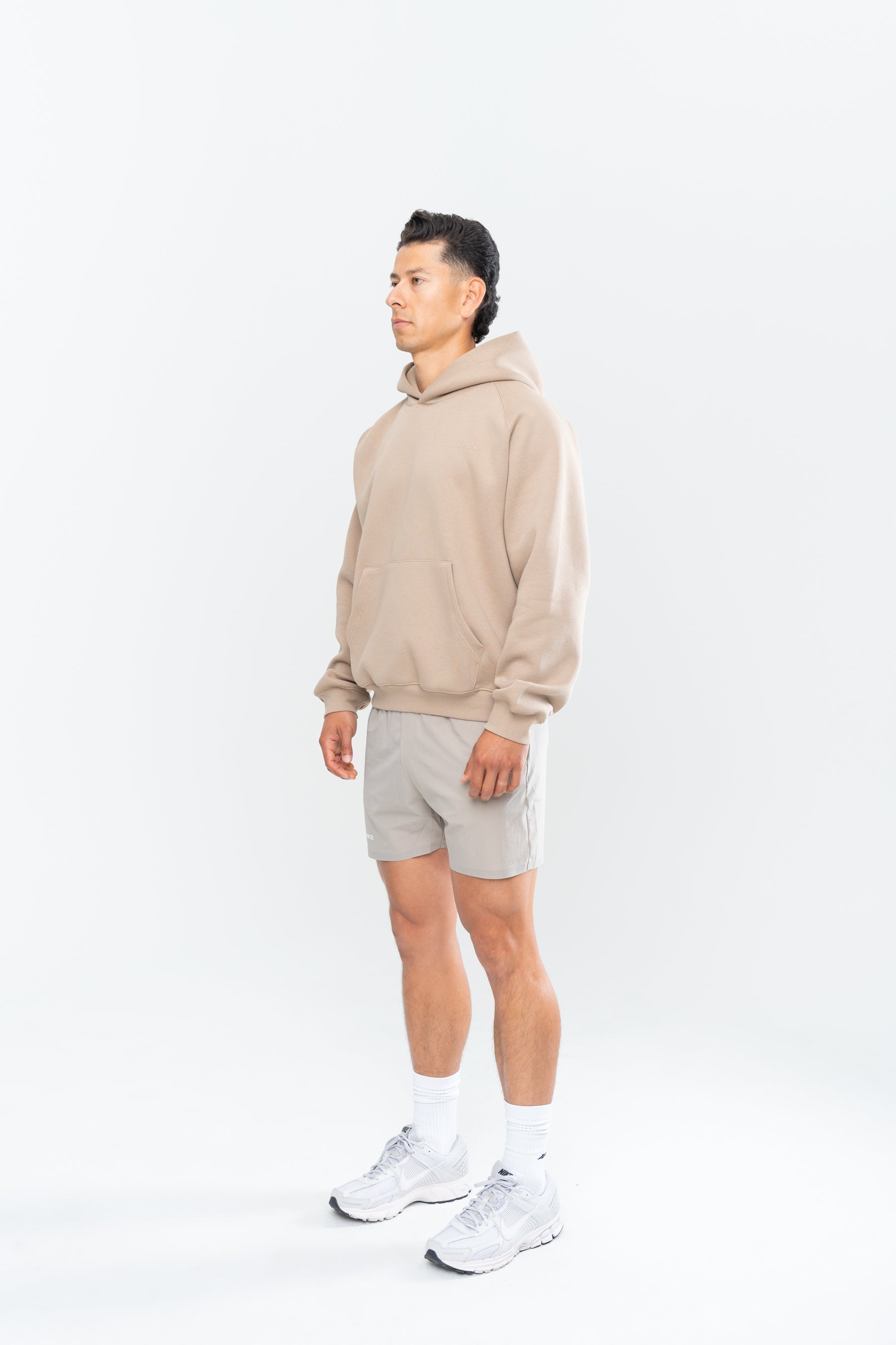 PERFORMANCE CLUB HOODIE - TAUPE