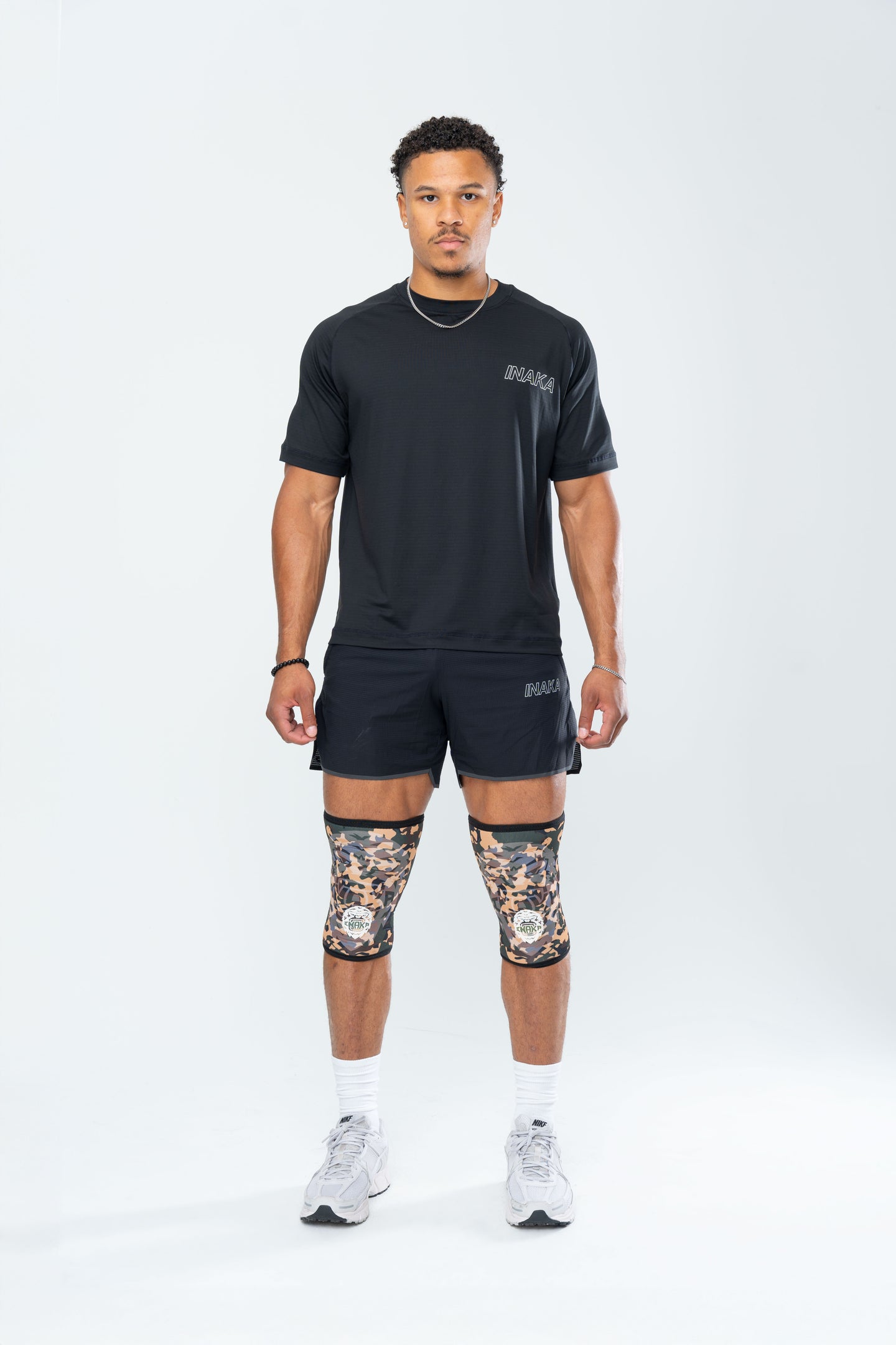 V2 KNEE SLEEVES - COMRADE GREEN