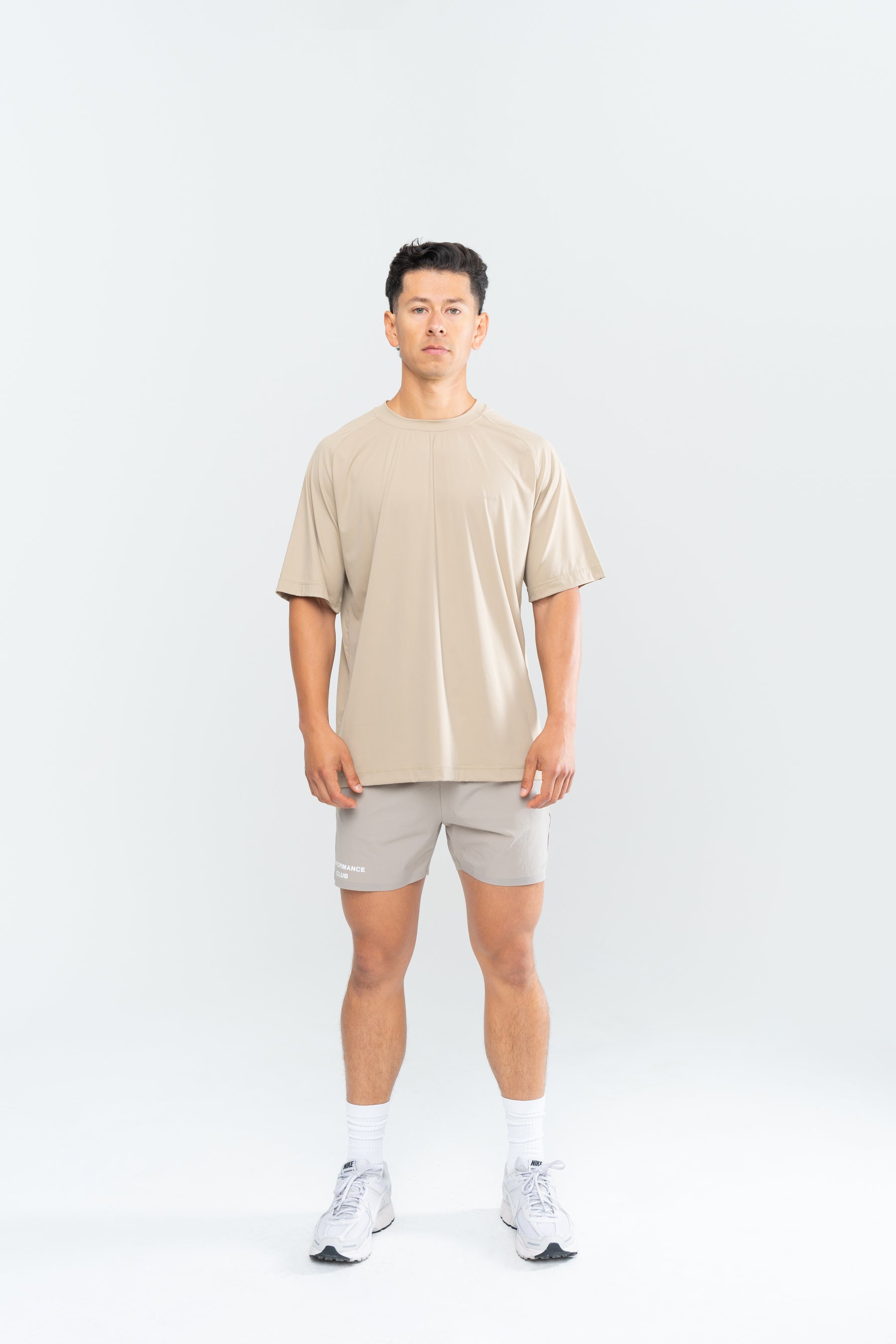 PERFORMANCE CLUB SHORTS - TAUPE